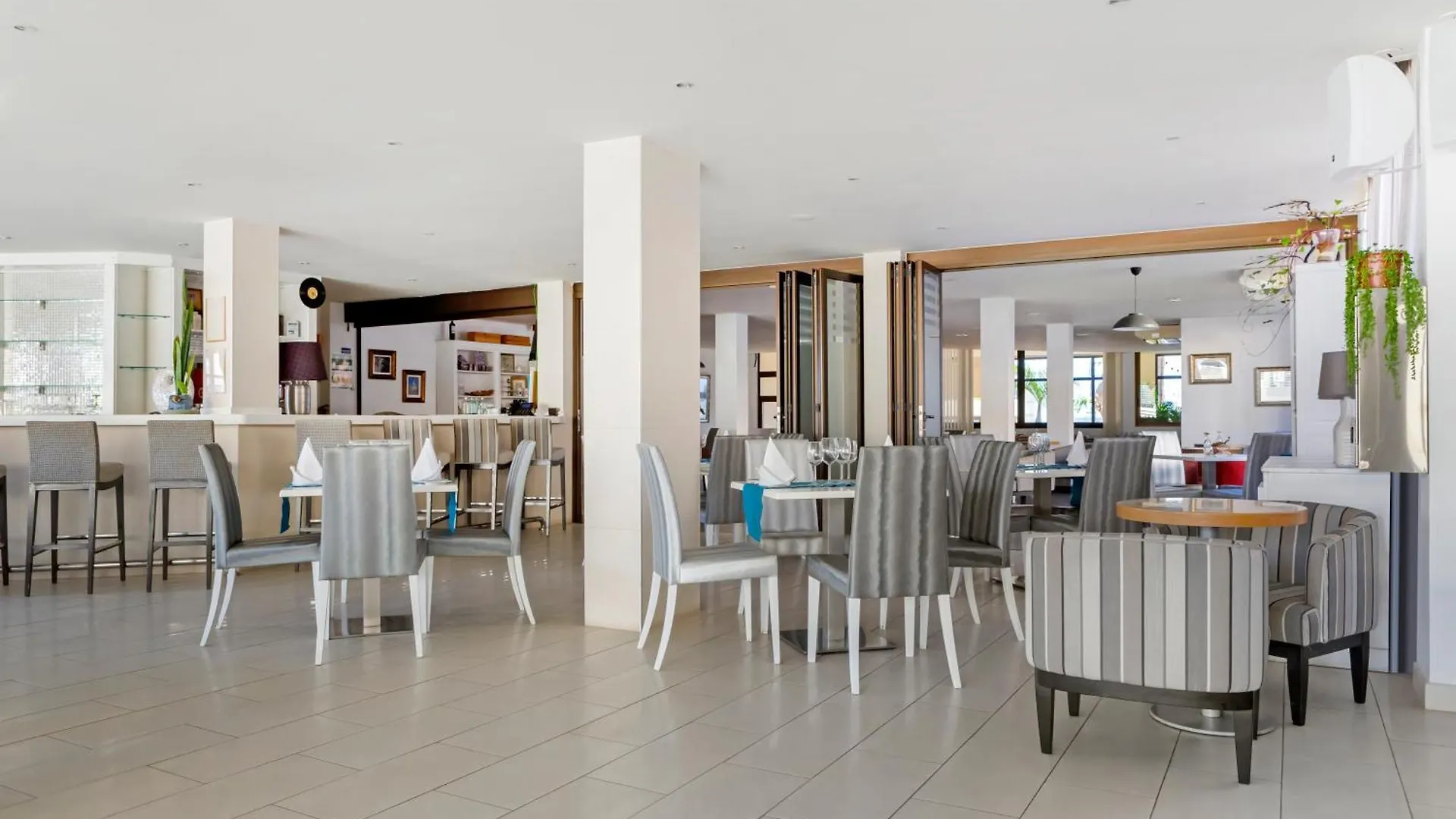 Royal Sunset Beach Club Costa Adeje  Lägenhetshotell